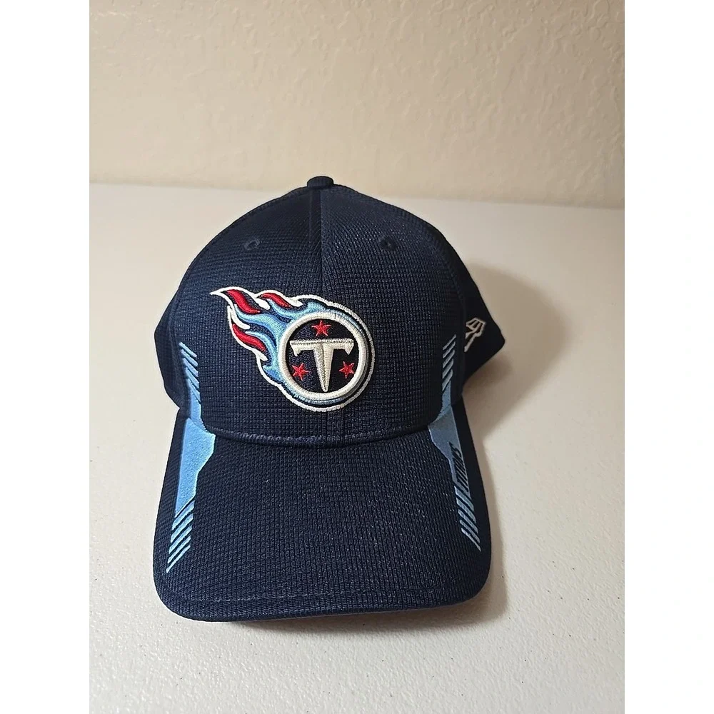 Tennessee Titans Hat Medium-Large New‎ Era NFL